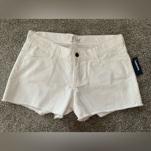 Old Navy Women’s White shorts
